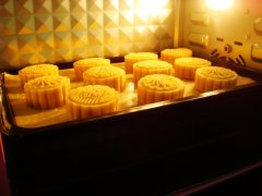 月餅中的食用油品質，與食品安全密切相關